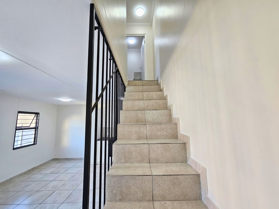 To Let 2 Bedroom Property for Rent in Sunset Glen Western Cape